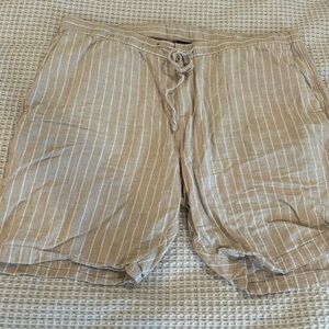 Men’s H&M Beige Striped Shorts